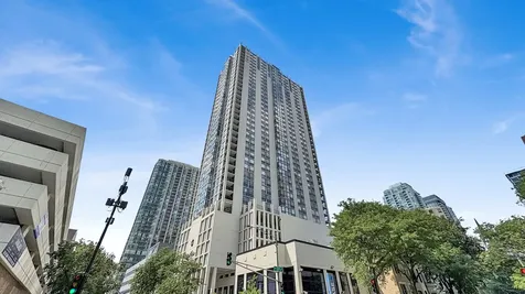 1122 North Clark Street Chicago IL 60610