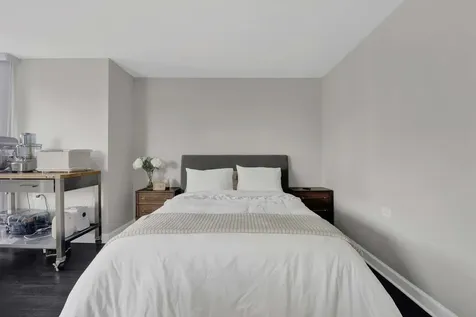 1122 North Clark Street Chicago IL 60610