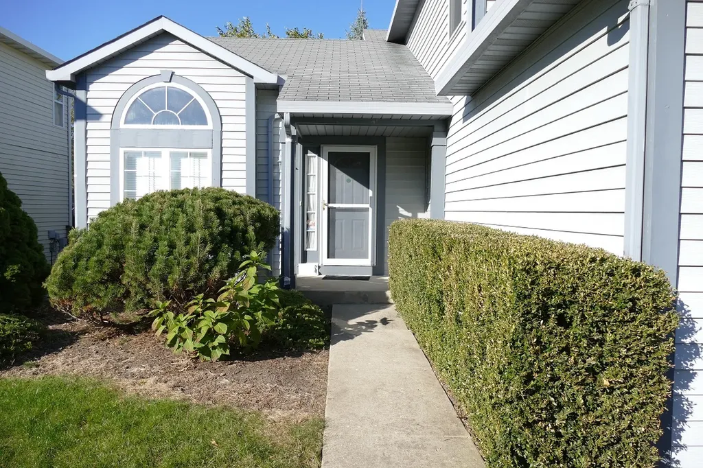 2052 Spice Lane Naperville IL 60565