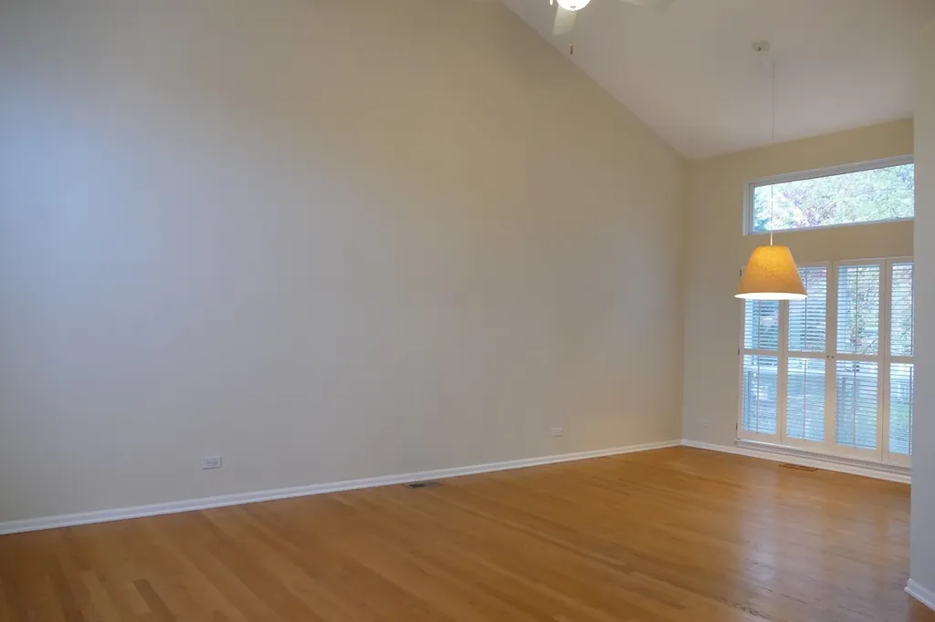 2052 Spice Lane Naperville IL 60565