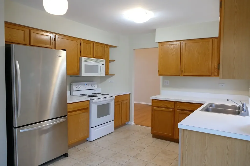 2052 Spice Lane Naperville IL 60565