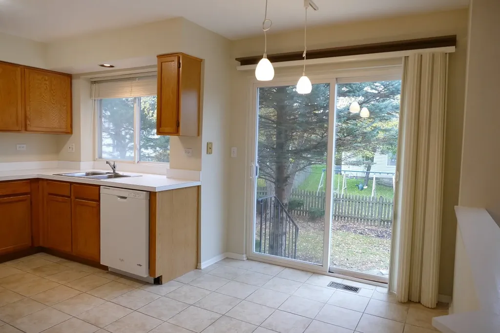 2052 Spice Lane Naperville IL 60565