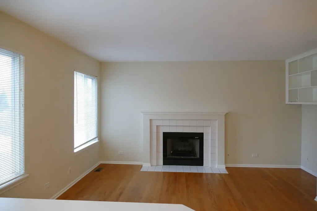 2052 Spice Lane Naperville IL 60565
