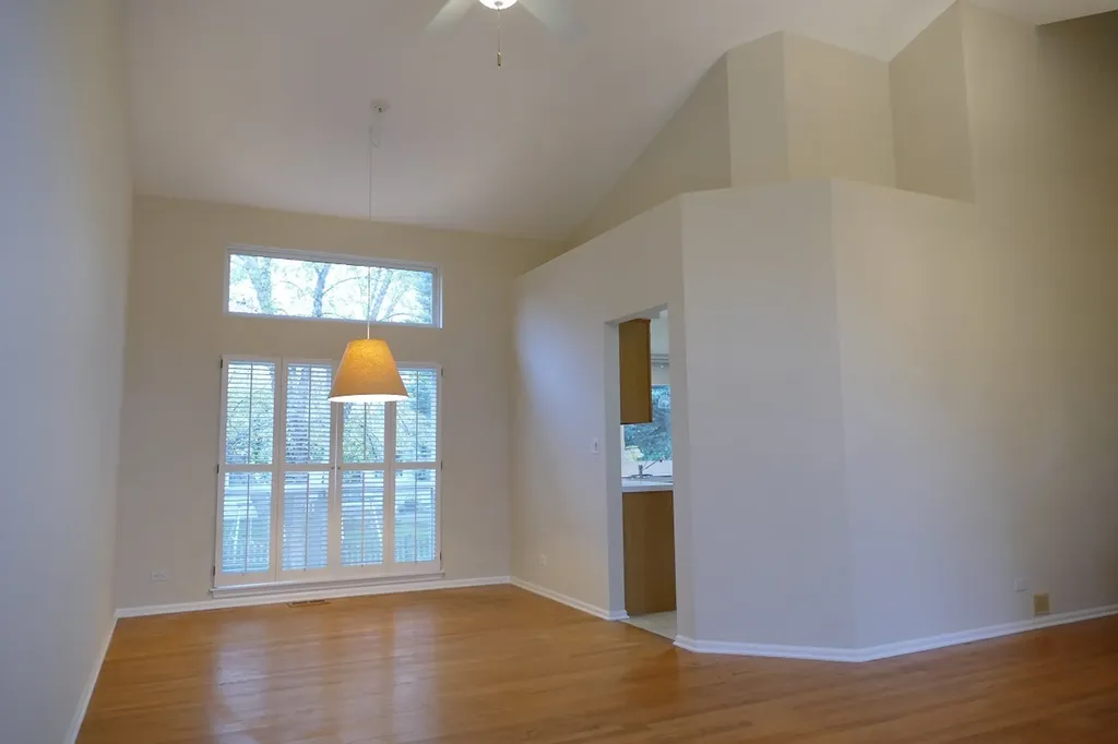 2052 Spice Lane Naperville IL 60565