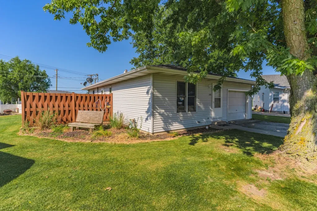 1406 West Trainor Drive Pontiac IL 61764