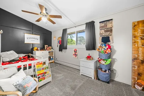 216 Linder Lane Rochelle IL 61068