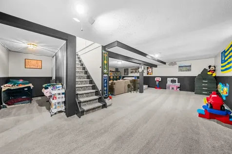 216 Linder Lane Rochelle IL 61068