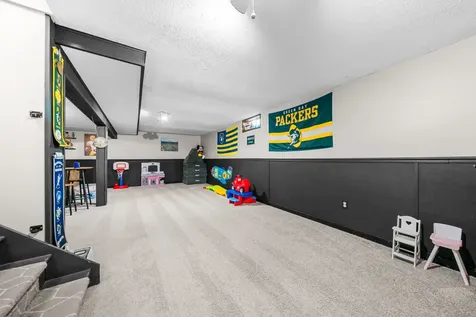216 Linder Lane Rochelle IL 61068