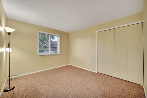 13911 James Drive Crestwood IL 60418
