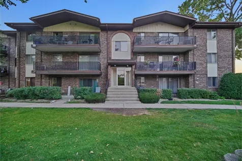 13911 James Drive Crestwood IL 60418