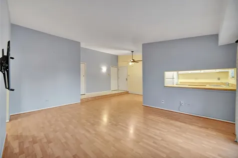 13911 James Drive Crestwood IL 60418