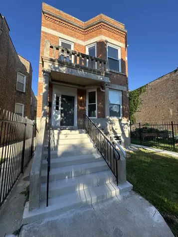 6517 South Peoria Street Chicago IL 60621