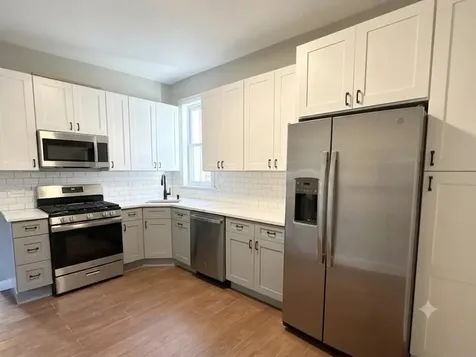6517 South Peoria Street Chicago IL 60621