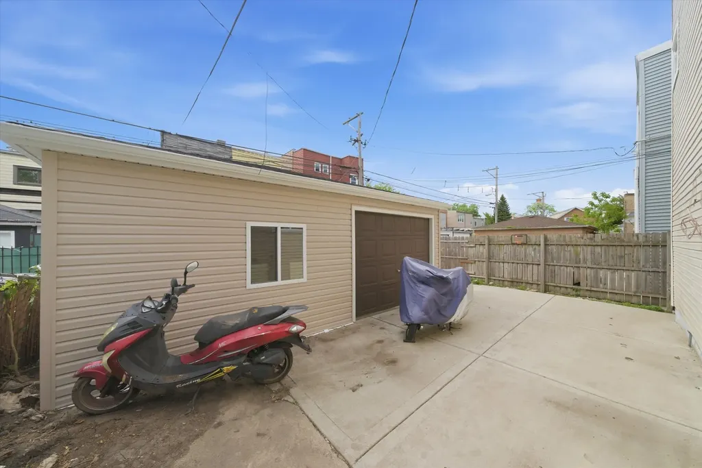 4918 North Monticello Avenue Chicago IL 60625