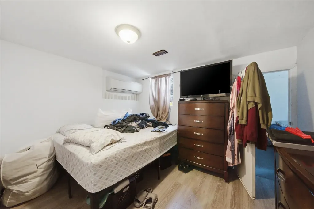 4918 North Monticello Avenue Chicago IL 60625