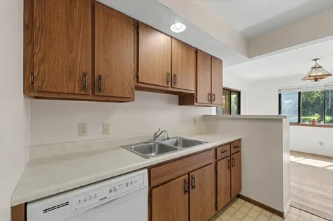 2142 Harbortown Circle Champaign IL 61821
