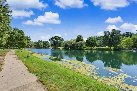 2142 Harbortown Circle Champaign IL 61821