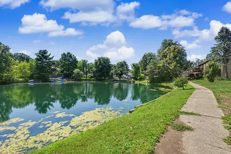 2142 Harbortown Circle Champaign IL 61821