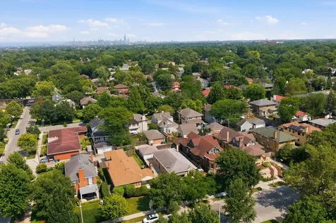 940 North Oak Park Avenue Oak Park IL 60302