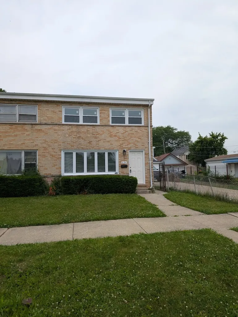 624 South 11th Avenue Maywood IL 60153