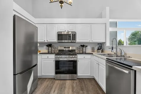 2246 Margaret Drive Montgomery IL 60538