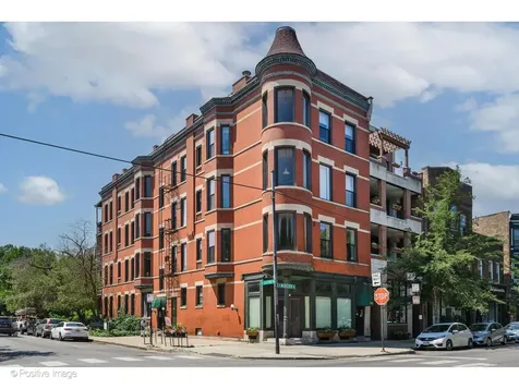 1135 West Webster Avenue Chicago IL 60614