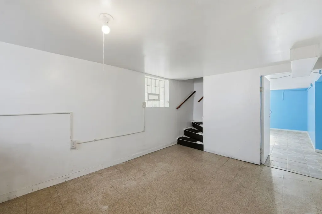 2229 North Kedvale Avenue Chicago IL 60639