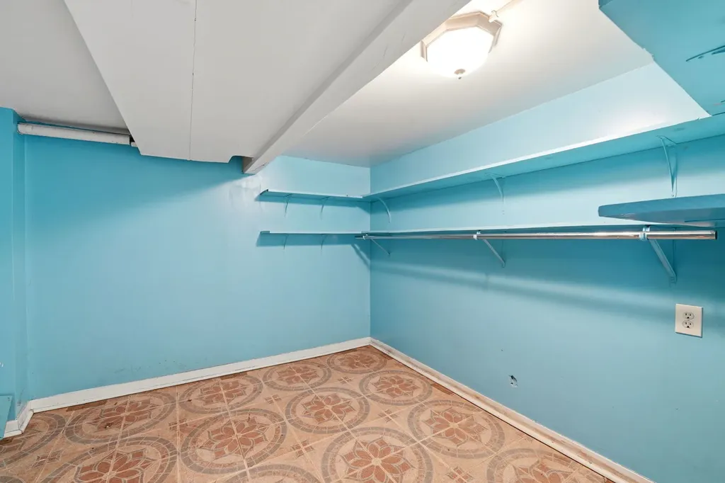 2229 North Kedvale Avenue Chicago IL 60639