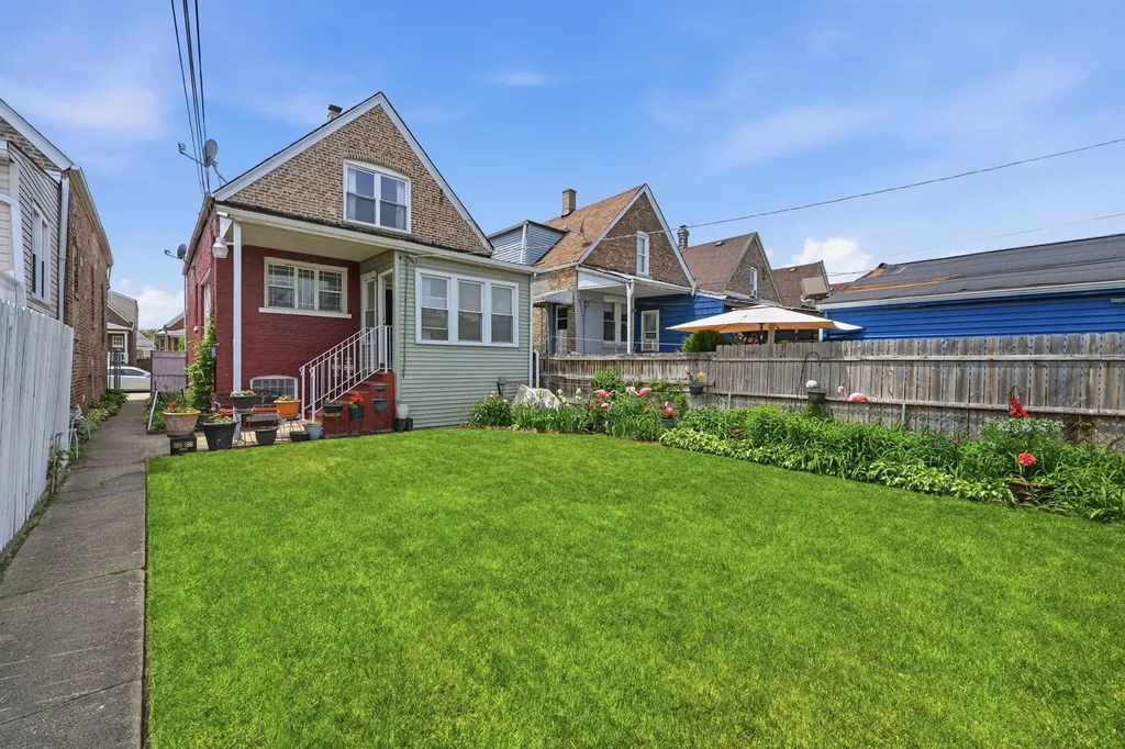 2229 North Kedvale Avenue Chicago IL 60639