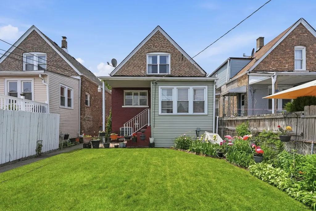 2229 North Kedvale Avenue Chicago IL 60639