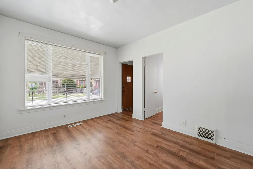 2229 North Kedvale Avenue Chicago IL 60639