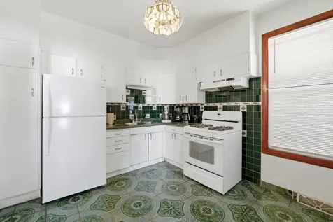 2229 North Kedvale Avenue Chicago IL 60639
