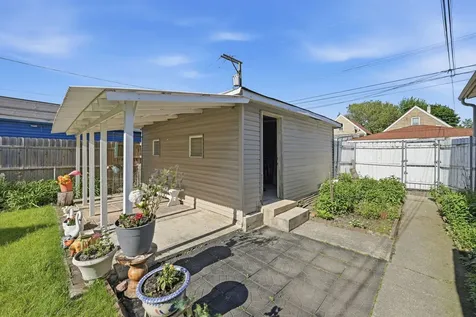 2229 North Kedvale Avenue Chicago IL 60639