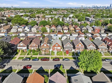2229 North Kedvale Avenue Chicago IL 60639