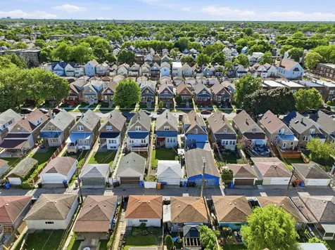 2229 North Kedvale Avenue Chicago IL 60639