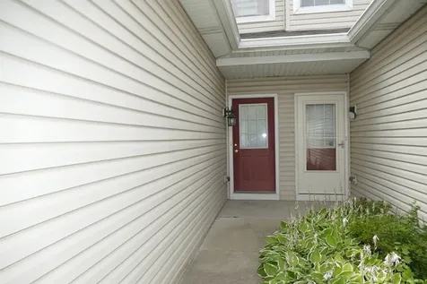 1995 Golden Gate Lane Naperville IL 60563