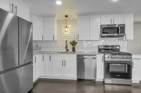 930 East 161st Place South Holland IL 60473