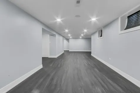 930 East 161st Place South Holland IL 60473