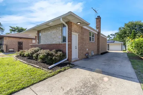 930 East 161st Place South Holland IL 60473