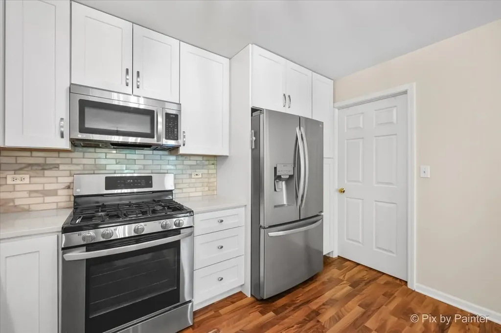 624 Daisy Lane Roselle IL 60172