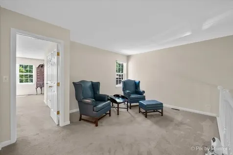624 Daisy Lane Roselle IL 60172