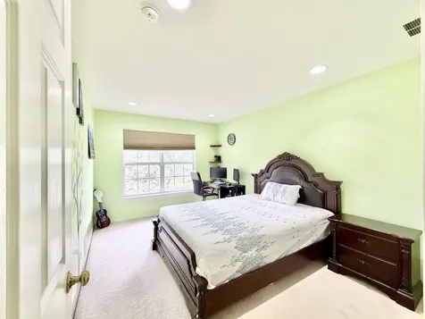 356 North West Pointe Drive Vernon Hills IL 60061