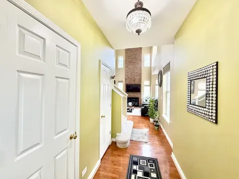 356 North West Pointe Drive Vernon Hills IL 60061