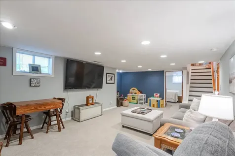 111 Loren Street Washington IL 61571