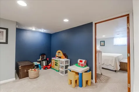 111 Loren Street Washington IL 61571