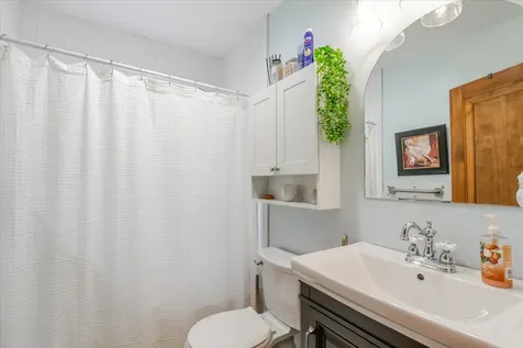 111 Loren Street Washington IL 61571