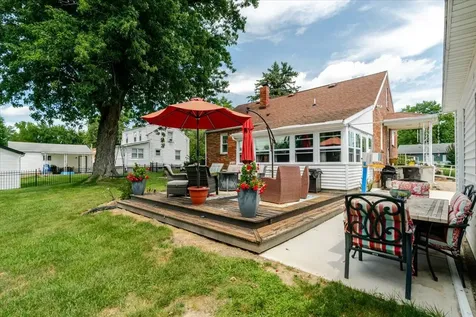 111 Loren Street Washington IL 61571