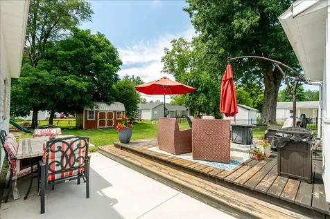 111 Loren Street Washington IL 61571