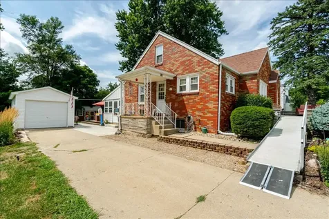 111 Loren Street Washington IL 61571