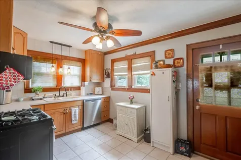 111 Loren Street Washington IL 61571